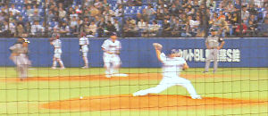 ブレてますが高津