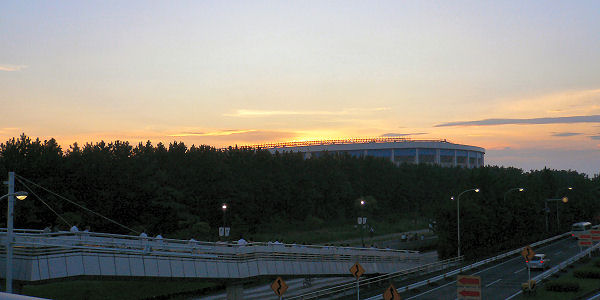 夕陽の千葉マリンスタジアム
