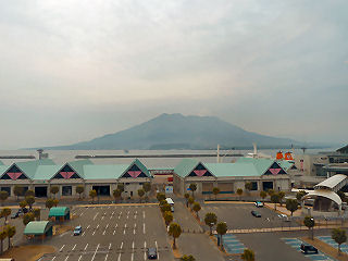 桜島を望む