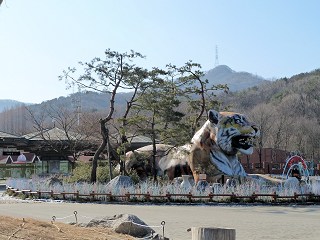 ソウル大公園前