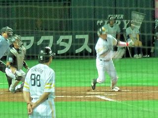 代打は小久保!